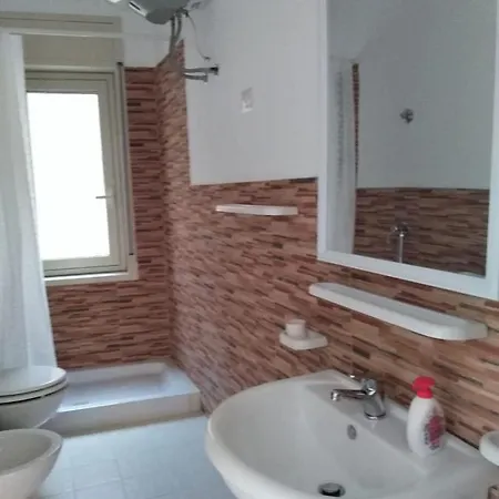 La Casuzza Sul Molo Holiday home *